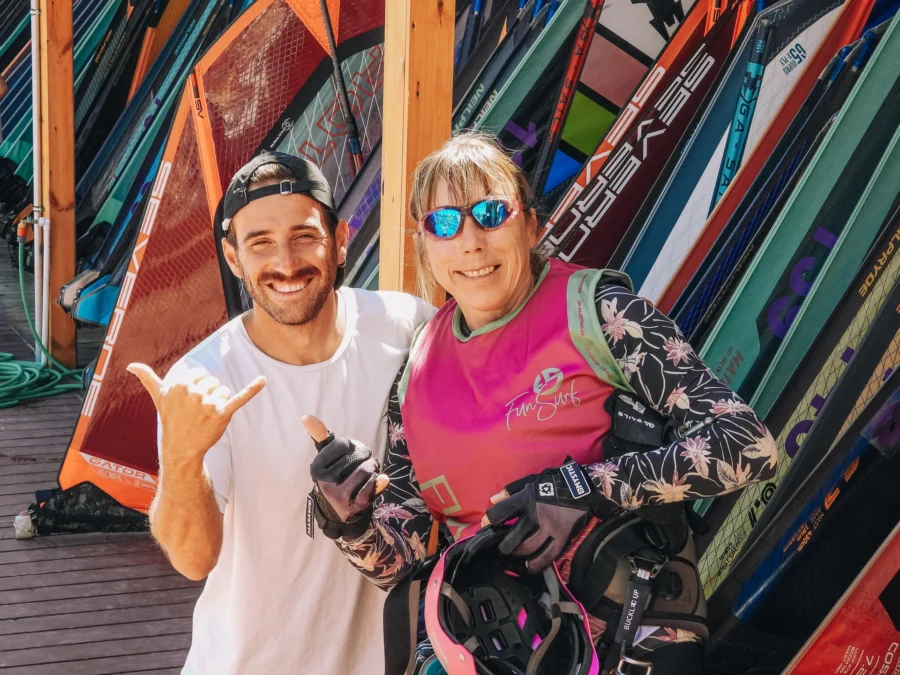 Wyjazdy-na-windsurfing-i-wingfoila-do-Alacati-Turcja-z-FunSurf-21