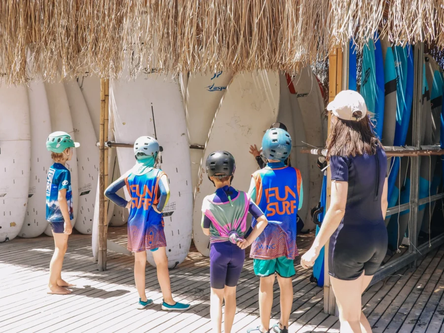 Wyjazdy-na-windsurfing-i-wingfoila-do-Alacati-Turcja-z-FunSurf-34